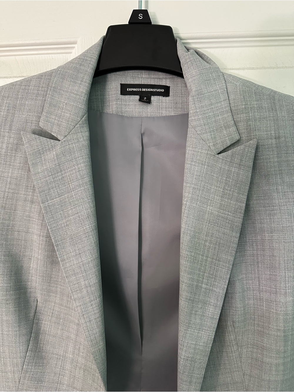 Express Design Studio Gray Blazer Jacket - Picture 2 of 6